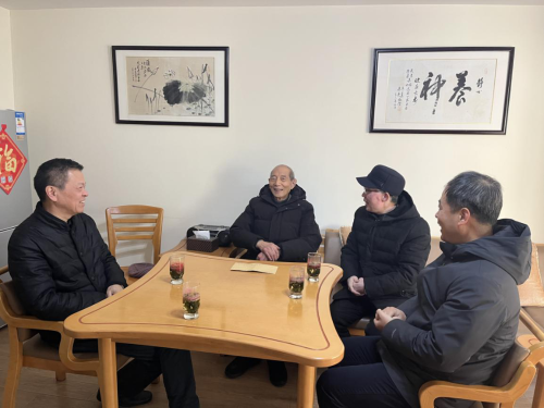 海門審計春節走訪慰問退休老干部